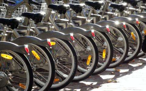 Découvrir Paris en vélo : balades insolites et... la fête du vélo !